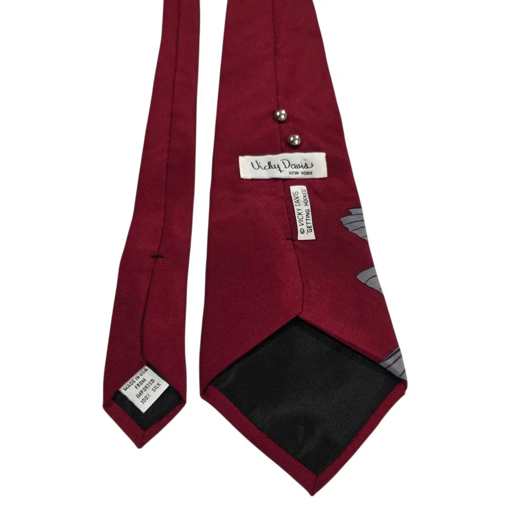 Vicky Davis‎ 'Getting Hooked' Burgundy Fish Fishing Silk Necktie Men's Outdoors